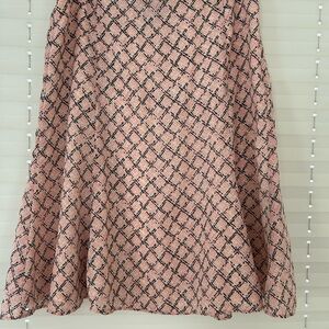 Ann Taylor chic A line pink and Black Women's Skirt